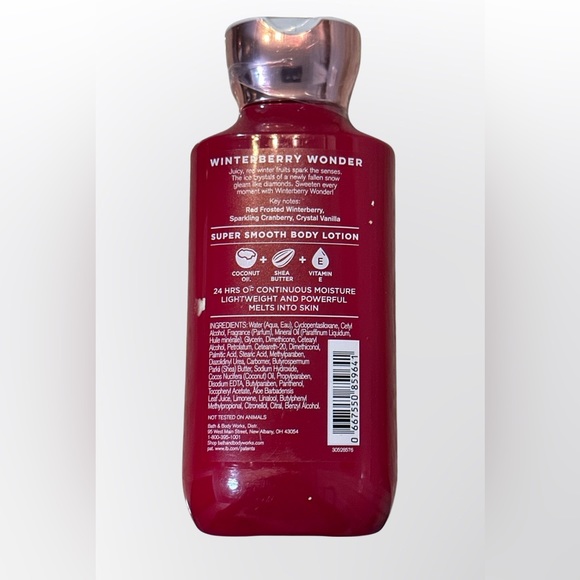 Winterberry Wonder 8oz Bath and Body Works Body Lotion - Picture 2 of 3